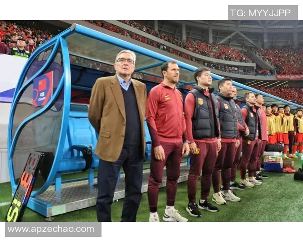 克罗地亚国足球星闪耀绿茵场带来激情与荣耀的辉煌故事 克罗地亚国足球星闪耀绿茵场带来激情与荣耀的辉煌故事