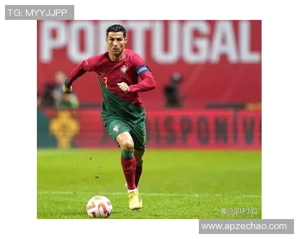 闪耀绿茵场的黑人足球球星们荣耀与奋斗的传奇故事 闪耀绿茵场的黑人足球球星们荣耀与奋斗的传奇故事